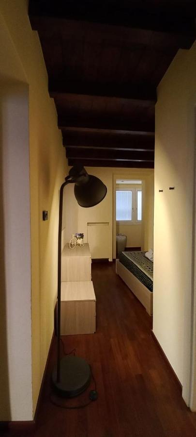 Daisy Apartment In Centro A Como Exterior foto